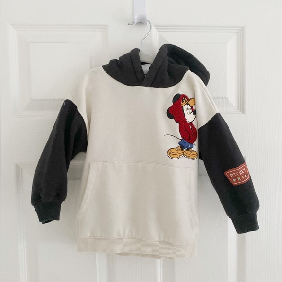 Coolest Zara Mickey Sweatshirt - Picture 1 of 4